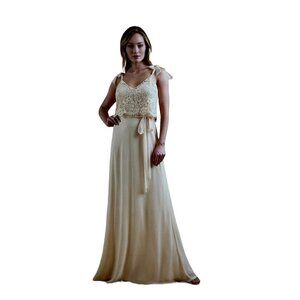 NWT Jasmine Sandstone Lace and Chiffon Formal Tie Sleeve Gown
